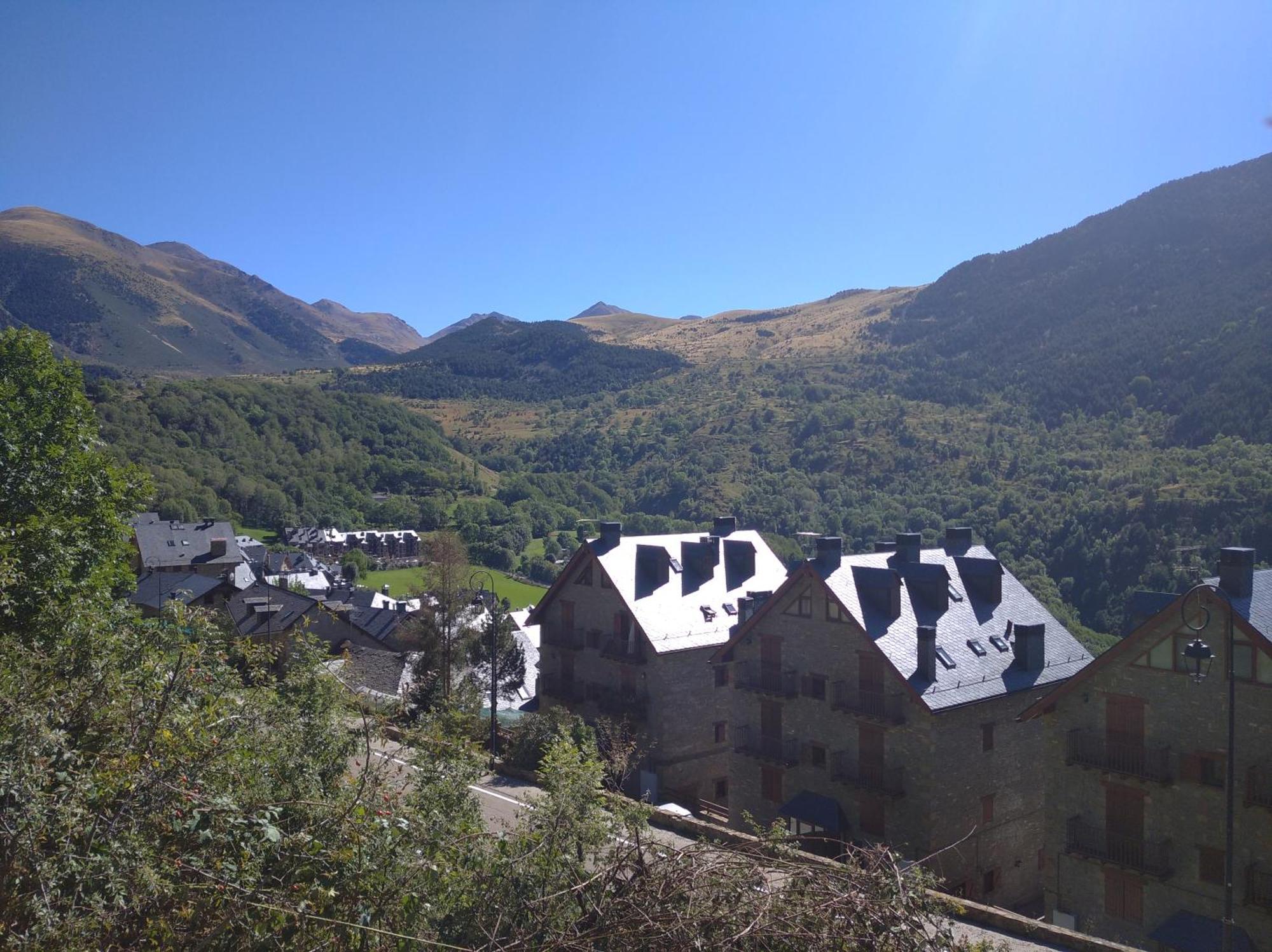 Apartamento Con Terraza Y Vistas Panoramicas En Tauell 外观 照片